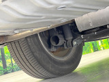お車を安心してお乗りいただく為には、足回りの定期点検が欠かせません。サービスサポート(有償保証)では無料点検もご提供しており、安心のカーライフをお過ごしいただけるサポート体制が整っています。