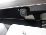 バックカメラが付いているので後方確認が非常にしやすいです。今や運転初心者も熟練者も必須装備!ついていて損はないですね♪