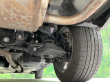 お車を安心してお乗りいただく為には、足回りの定期点検が欠かせません。サービスサポート(有償保証)では無料点検もご提供しており、安心のカーライフをお過ごしいただけるサポート体制が整っています。