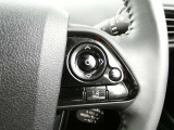 ステアリングスイッチで車両情報を切り替えて必要な情報を確認したりできます。