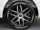 Delf01 18インチAWにトーヨータイヤの組み合わせになっております♪♪