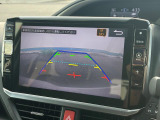 【バックカメラ】駐車時に後方がリアルタイム映像で確認できます。大型商業施設や立体駐車場での駐車時や、夜間のバック時に大活躍!運転スキルに関わらず、今や必須となった装備のひとつです!