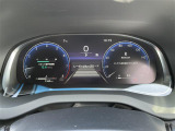 【メーター】メーターまわりも鮮やかに照らし出され、デザイン、安全性ともにバッチリですね。