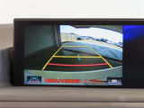 バックガイドモニターで、後方を確認しながら安心して駐車することができます。運転初心者も熟練者も必須の機能ですよ!
