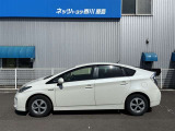 ハイブリッドなので静かで省燃費