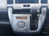 すばやく車内を快適な状態にし、一年中気持ちよく運転できます。/Quickly makes the cabin comfortable, allowing you to drive pleasantly all year round.