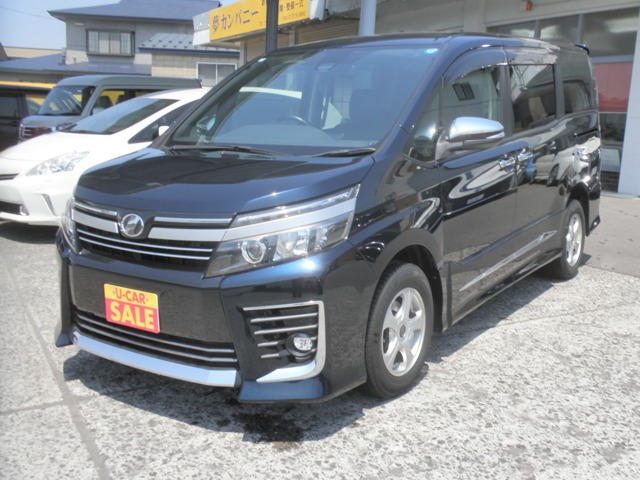 ヴォクシー 2.0 ZS 煌II 4WD 
