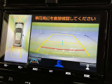 バックモニター付なので後退時に後方が見えるので安心。 車は構造上、死角がたくさんなので万が一を考えると必須ですね。 あくまで補助の為の装備、バックは目視で確認する事が重要ですよ。