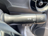 【オートライト】は、付け忘れや消し忘れを防ぐことができます。高速道路などのトンネルなどにも役立ちます♪