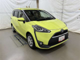広々とした車内空間に優れた燃費性能。更にデザインも上質で人気のお車です!