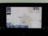 ディスプレイオーディオを装備。スマホとクルマをつなぐことで、これまでのナビに加えて、いろんなサービスが楽しめます