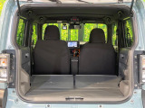 普段のお買い物や通勤、送迎等に十分な荷室スペースを確保しております。セカンドシートを倒すと、大きな荷物の積載も可能です♪