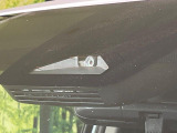 【トヨタセーフティセンス】走行中に前方の車両等を認識し、衝突しそうな時は警報とブレーキで衝突回避と被害軽減をアシスト。より安全にドライブをお楽しみいただけます。