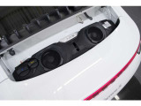 3.0L 水平対向6気筒DOHCツインターボ、450ps/54.0kgm