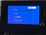 いまや必須装備「ナビゲーション」搭載!知らない場所にスイスイッとドライブ。もう、これなしではハンドルを握れませんね!でも運転中の操作は危険ですのでご注意ですね☆