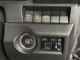 店舗にて現車の確認もいただけますので、お電話で在庫のご確認の上是非ご来店くださいませ。