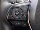 ステアリングスイッチ装備!運転しながら手元でオーディオの操作などができます。