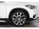 BMW認定中古車は360&deg;チェックリストに従い徹底的にチェック致します。機械的な箇所や電気系、コンピュータなどを詳細に点検。交換基準に達した部品は整備した後にご納車致します。