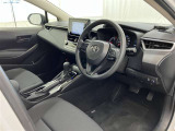 見通しのよいすっきりとした視界で、誰でも運転しやすいです。運転のしやすさは疲れにくさにも繋がりますよ♪