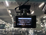 【デジタルインナーミラー】通常ミラーではなくカメラ映像で広報確認ができるデジタルインナーミラーを搭載!荷物があって後方確認ができないときや雨天時などにとても便利です☆