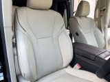 運転席・プレミアムナッパーレザーシート(ベージュレザー)・メモリー付きパワーシート・シートベンチレーション(Hot&Cool)