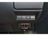 中古車だからボディーコーティングがおすすめ!下地処理が重要なコーティングはもちろんプロの施工でピカピカに仕上げます。濃色車は親水性、淡色車は撥水性のものがオススメ!