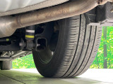お車を安心してお乗りいただく為には、足回りの定期点検が欠かせません。サービスサポート(有償保証)では無料点検もご提供しており、安心のカーライフをお過ごしいただけるサポート体制が整っています。
