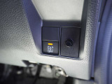 車庫入れや縦列駐車などに便利なサポートシステムで安心感のある運転をバックアップしてくれます!