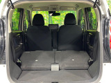普段のお買い物や通勤、送迎等に十分な荷室スペースを確保しております。セカンドシートを倒すと、大きな荷物の積載も可能です♪
