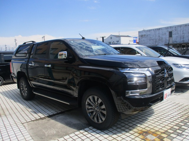 トライトン 2.4 GLS ディーゼル 4WD 2.4DT