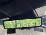 【デジタルインナーミラー】後席の大きな荷物や同乗者で後方が確認しづらい時でも安心!カメラが撮影した車両後方の映像をルームミラー内に表示。クリアな視界で状況の確認が可能です!