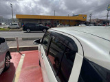 納車前にはプロのメカニックが点検、整備を行いますので安心してお乗り頂けます。
