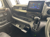 【 オートエアコン 】車内温度を感知して自動で温度調整をしてくれるのでいつでも快適な車内空間を創り上げます!