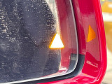 ●ブラインドアシストセンサー:視角からの車を感知し、ドライバーが車線変更を行う際に、警告音と共に注意を促してくれる安全支援機能です!