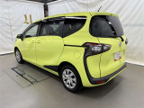 走りにこだわりながら収納力も持ち合わせたお車です。