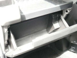 グローブボックス