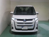 明度の高いLEDヘッドライトで、夜間の運転も安心です。