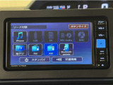 Bluetooth対応、CD/DVD再生機能付き。お好きな音楽を聴きながらのドライブは楽しいですよね〜♪