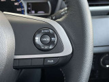 ステアリングスイッチ右側 全車速追従機能付ACC操作スイッチ、D assist切替ステアリングスイッチ。 ハンドルから手を離さなくても操作ができます!