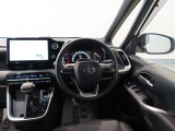 運転のしやすさで大好評のお車です。ぜひ実際にお座りになってお確かめください!