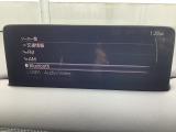 Bluetoothに接続することで、スマートフォンに入っている音楽アプリを車内で楽しめたり、通話が出来ます♪