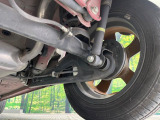 お車を安心してお乗りいただく為には、足回りの定期点検が欠かせません。サービスサポート(有償保証)では無料点検もご提供しており、安心のカーライフをお過ごしいただけるサポート体制が整っています。