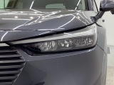 LEDヘッドライトは、点灯の瞬間から最大光量を発揮し、突然暗くなるトンネルなどでの安定感を高めます。