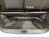【ラゲッジルーム】実用性に優れた二段式ラゲッジル-ムでお荷物を別々に収納が可能♪♪