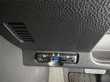 高速の出入りを楽にできるETC車載器付きです。