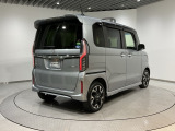 自動車保険・JAFも取り扱っております。また、お客様のご希望で保証延長(有償・一部の車種では取り扱いできません)もご準備しております。