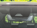 【トヨタセーフティセンス】走行中に前方の車両等を認識し、衝突しそうな時は警報とブレーキで衝突回避と被害軽減をアシスト。より安全にドライブをお楽しみいただけます。