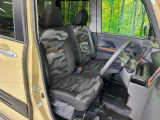 運転席シート廻りは使用感も少なく、良好な状態となっています。丁寧に使われていたことがよくわかりますね。