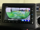 バックモニター付きで車庫入れも安心【カメラアングルは3パターンから選べます】知らない道でも安心して楽しくお出かけができます