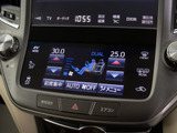 ★使いやすさや安全性を追求したステアリング周り!高級車ゆえにスイッチ類が多いのも特徴ですね!考え尽くされた配置ですぐに使いこなす事が出来ますのでご安心下さい!是非、体感してみて下さい!!